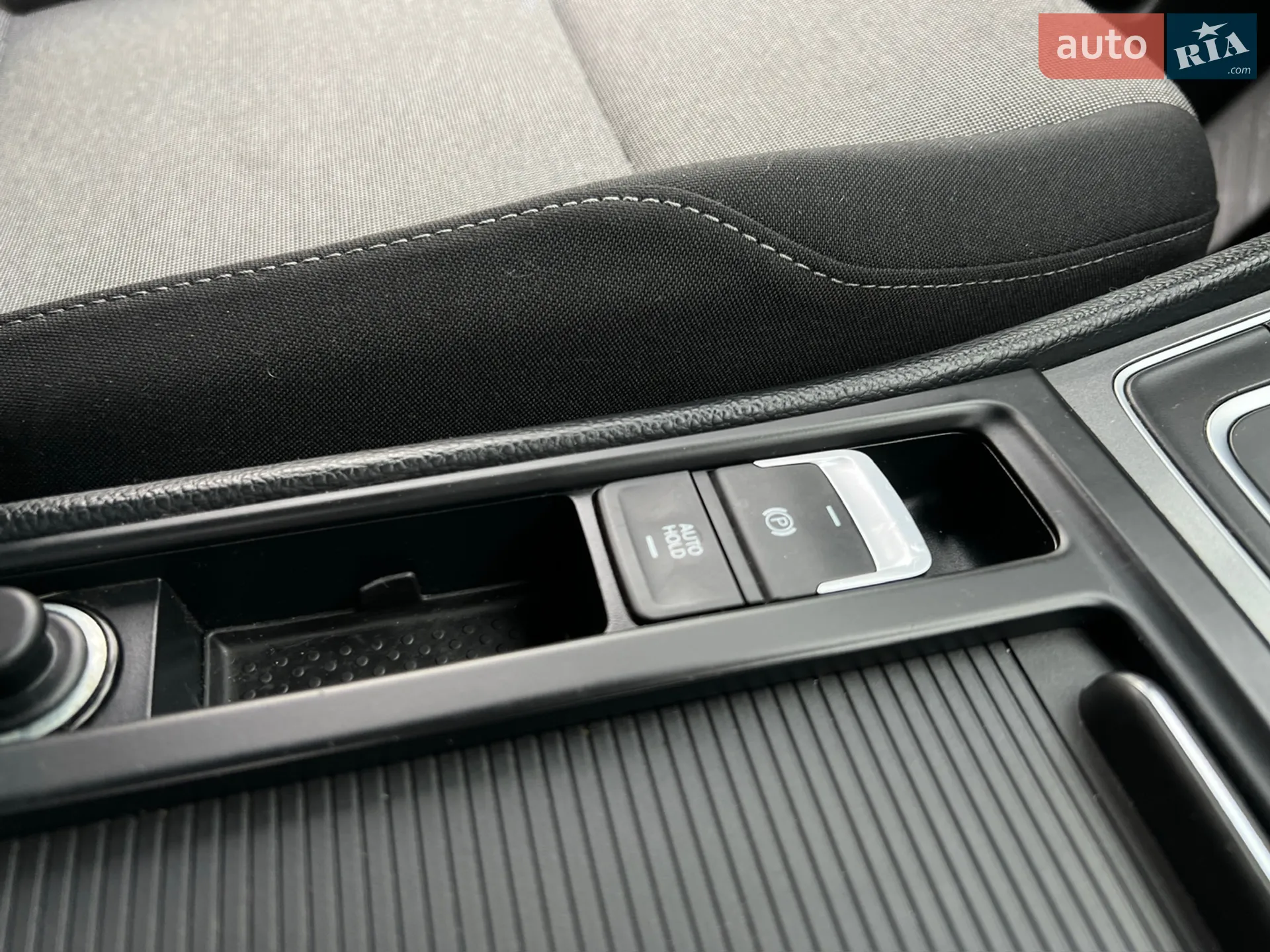 Volkswagen Golf 2015 VIN WVWZZZAUZFP634334 фото оголошення 57 з 96