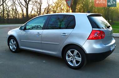 Хэтчбек Volkswagen Golf 2008 в Кривом Роге