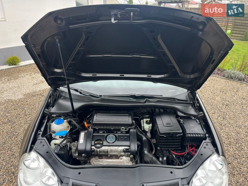 Хэтчбек Volkswagen Golf 2007 в Калуше