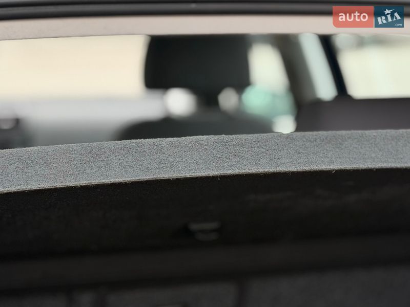 Хэтчбек Volkswagen Golf 2006 в Запорожье