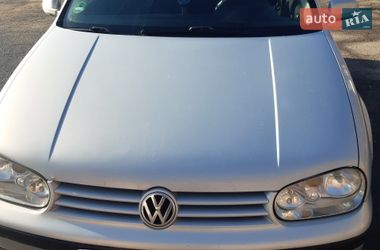 Хетчбек Volkswagen Golf 1999 в Южноукраїнську