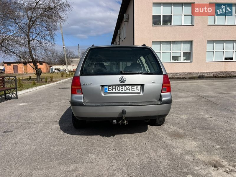 Універсал Volkswagen Golf 2002 в Сумах