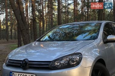 Хетчбек Volkswagen Golf 2010 в Дніпрі