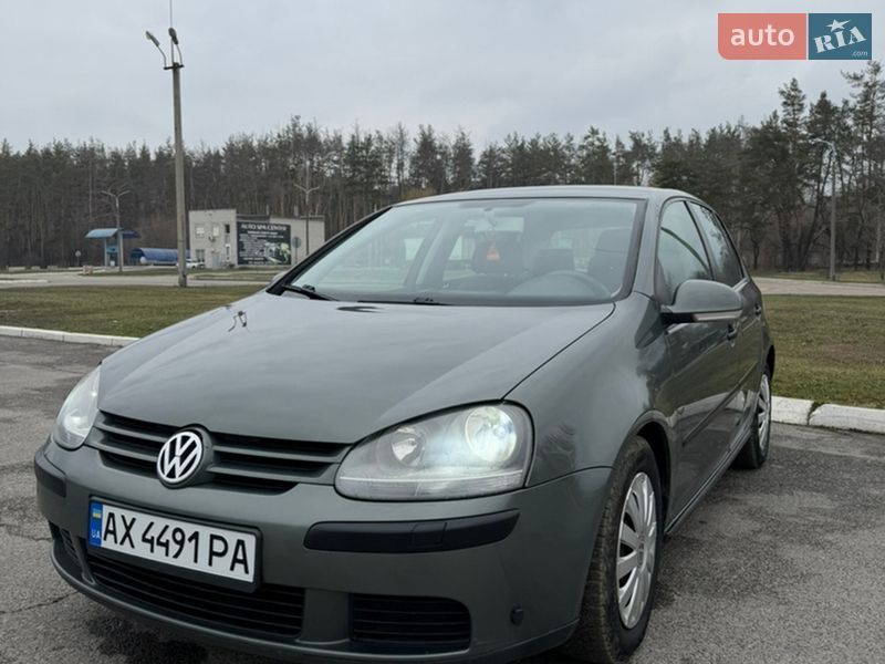 Volkswagen Golf 2003