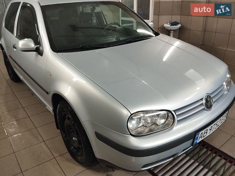 Volkswagen Golf 1998