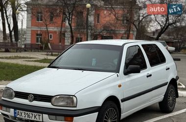 Хэтчбек Volkswagen Golf 1995 в Харькове