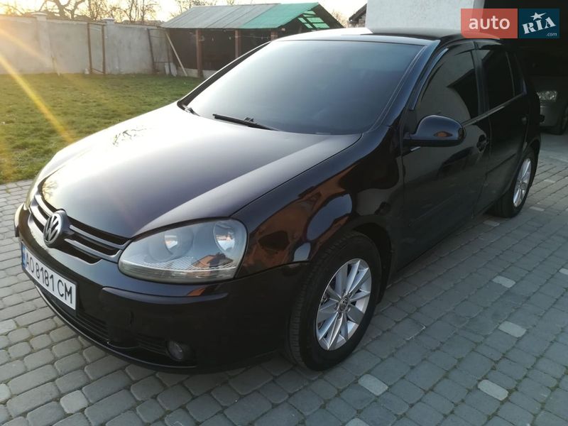 Volkswagen Golf 2004