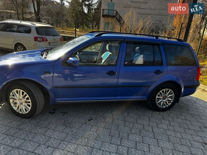 Универсал Volkswagen Golf 2001 в Львове