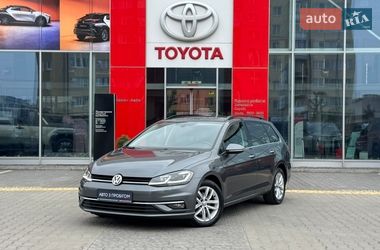 Универсал Volkswagen Golf 2017 в Ивано-Франковске