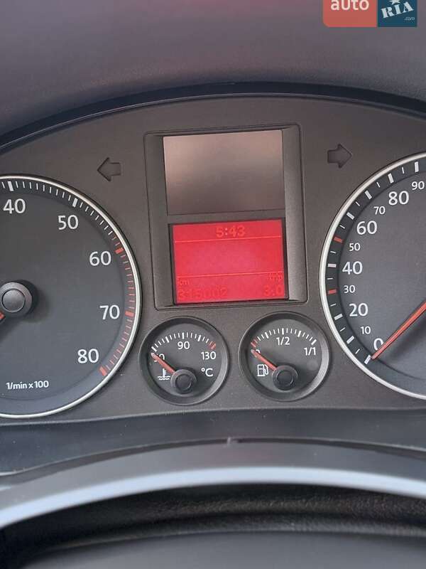 Хэтчбек Volkswagen Golf 2003 в Хусте фото 9 Хэтчбек Volkswagen Golf 2003 в Хусте