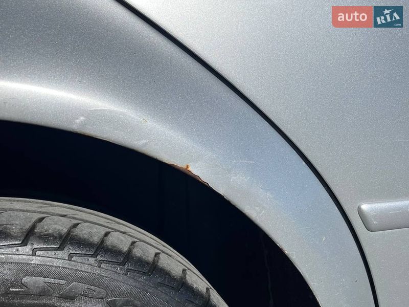 Хэтчбек Volkswagen Golf 2000 в Львове