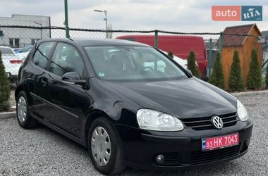 Хэтчбек Volkswagen Golf 2005 в Виннице