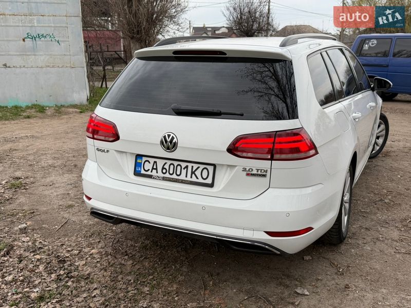 Универсал Volkswagen Golf 2017 в Черкассах