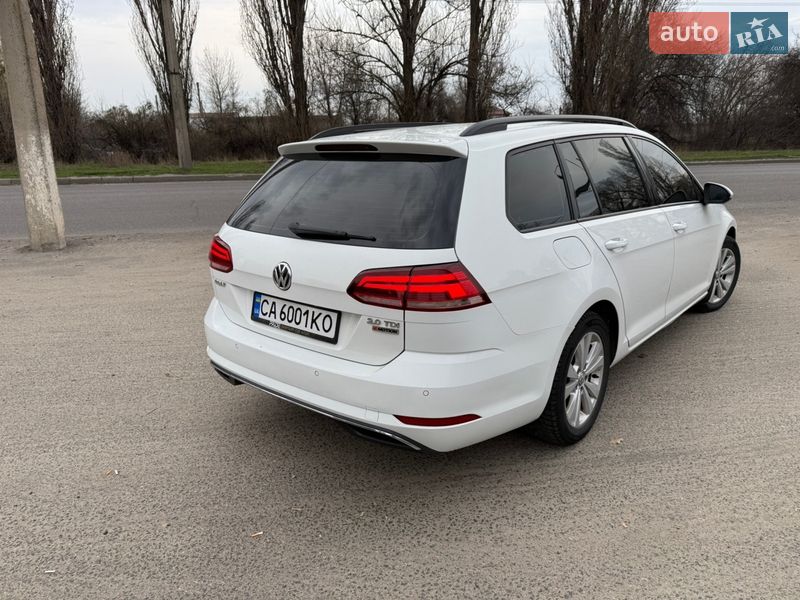 Универсал Volkswagen Golf 2017 в Черкассах