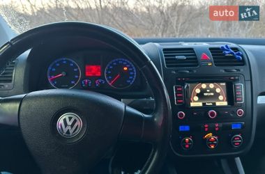 Хетчбек Volkswagen Golf 2007 в Сумах