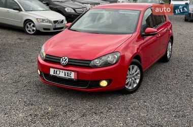 Хетчбек Volkswagen Golf 2010 в Хусті