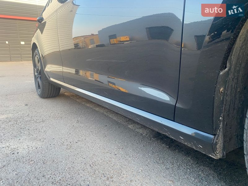 Универсал Volkswagen Golf 2013 в Луцке