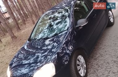 Хэтчбек Volkswagen Golf 2008 в Белогородке