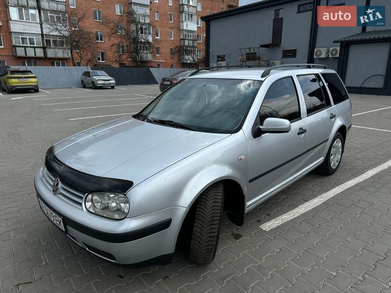Универсал Volkswagen Golf 2001 в Нежине