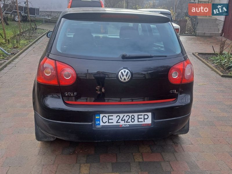 Хэтчбек Volkswagen Golf 2004 в Кицмани