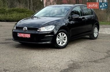 Хетчбек Volkswagen Golf 2016 в Бурштині