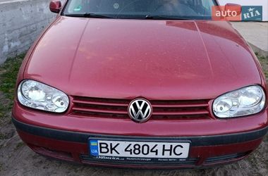 Хэтчбек Volkswagen Golf 1999 в Сарнах