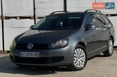Універсал Volkswagen Golf 2009 в Тернополі