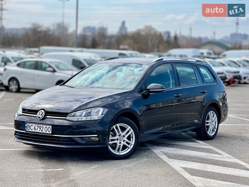 Volkswagen Golf 2020