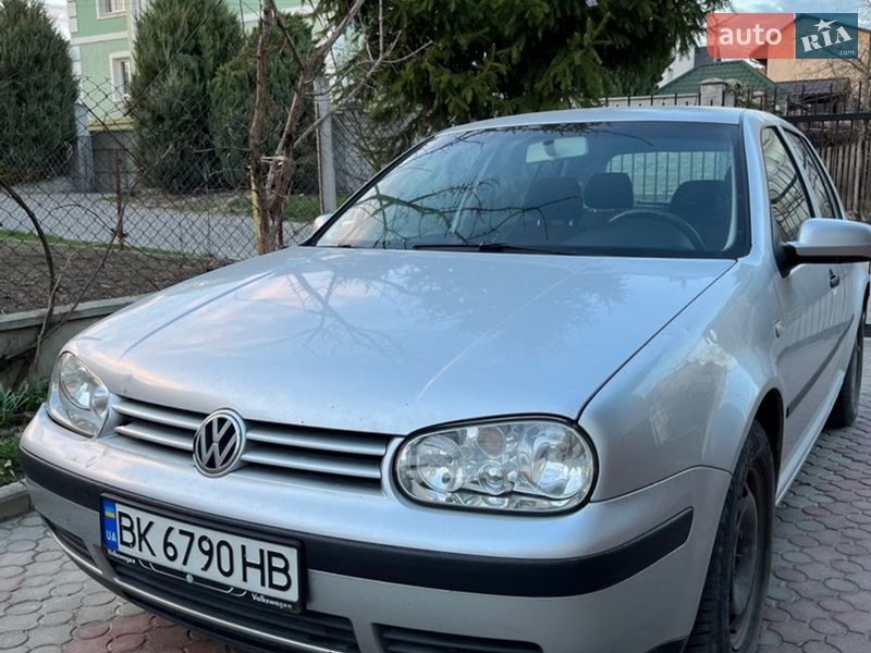 Volkswagen Golf 2001