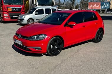 Хетчбек Volkswagen Golf 2017 в Василькові