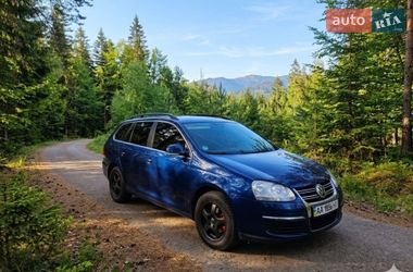 Универсал Volkswagen Golf 2008 в Снятине