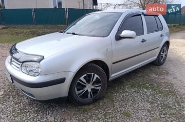 Хетчбек Volkswagen Golf 2002 в Чорткові