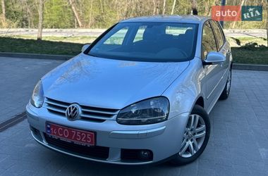 Хэтчбек Volkswagen Golf 2008 в Новояворовске