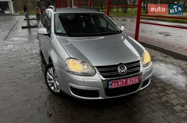 Універсал Volkswagen Golf 2009 в Луцьку