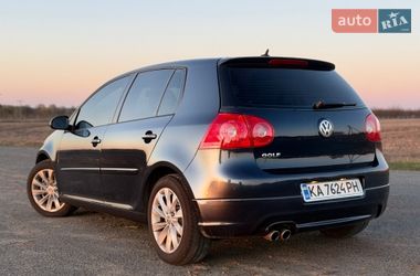 Хетчбек Volkswagen Golf 2005 в Прилуках