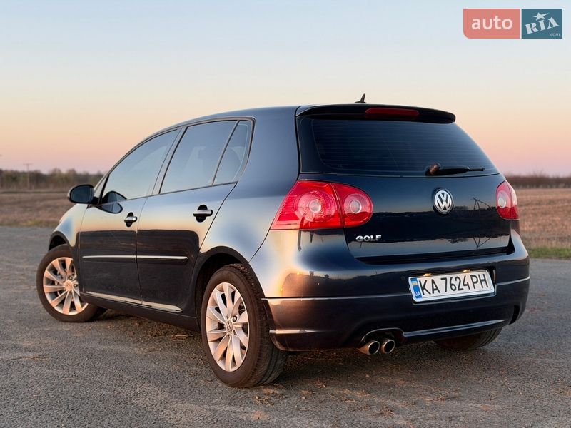 Volkswagen Golf 2005