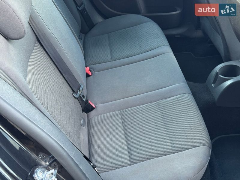 Хэтчбек Volkswagen Golf 2008 в Ужгороде