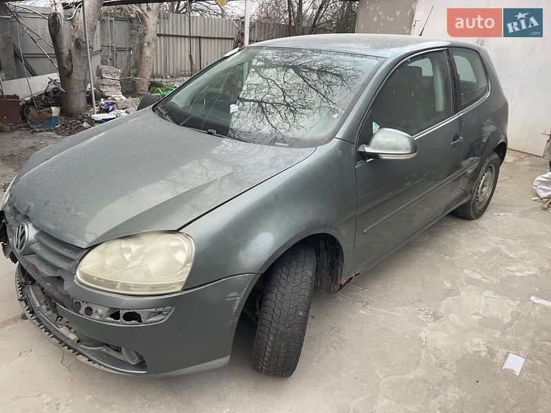 Volkswagen Golf 2005