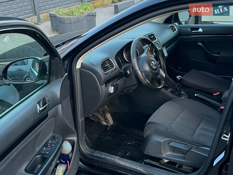 Универсал Volkswagen Golf 2011 в Ковеле