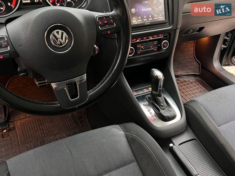 Універсал Volkswagen Golf 2011 в Макарові