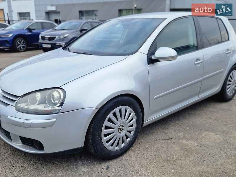 Volkswagen Golf 2005
