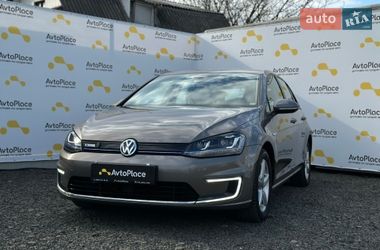 Хэтчбек Volkswagen Golf 2015 в Луцке