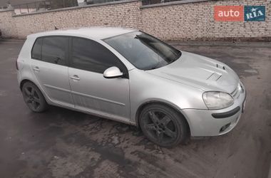 Хэтчбек Volkswagen Golf 2005 в Харькове