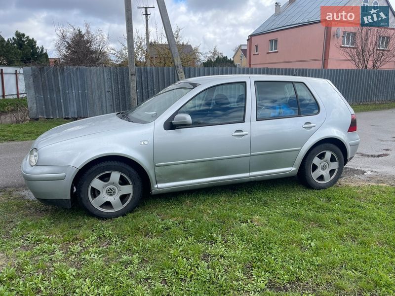 Volkswagen Golf 2001
