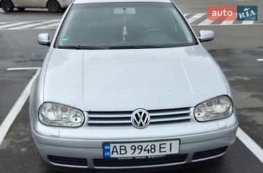Хэтчбек Volkswagen Golf 2003 в Василькове