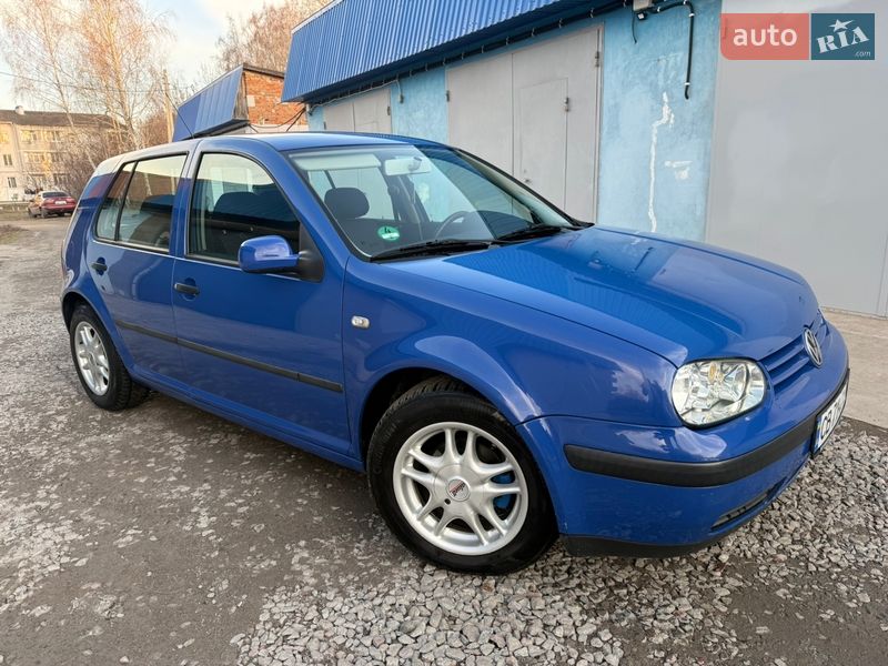Хэтчбек Volkswagen Golf 2000 в Нежине