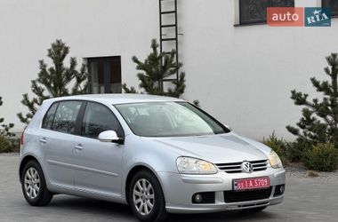 Хэтчбек Volkswagen Golf 2008 в Луцке