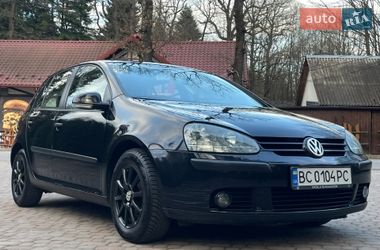 Хетчбек Volkswagen Golf 2004 в Дрогобичі