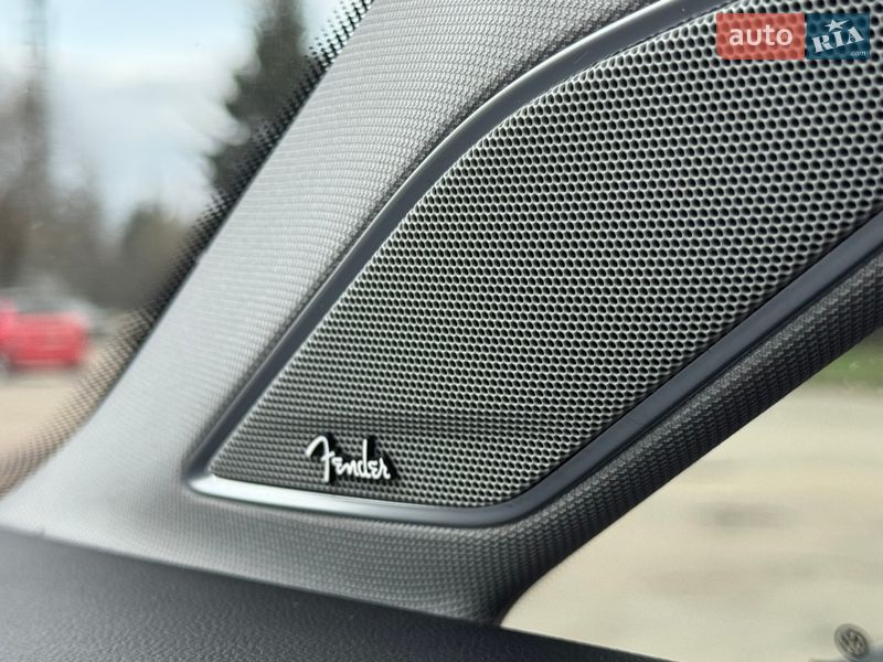 Хэтчбек Volkswagen Golf 2017 в Кропивницком