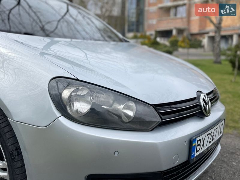 Универсал Volkswagen Golf 2010 в Хмельницком